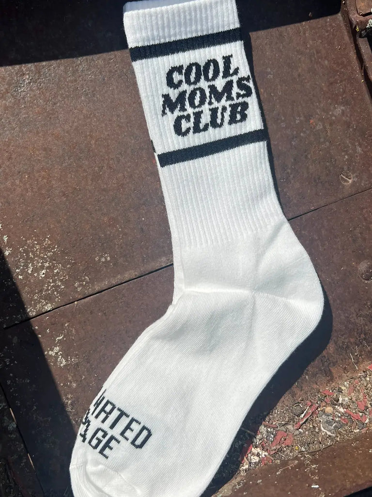 Disohrted Vintage Cool Mom Club Socks (Black/ White) (9142558425396)