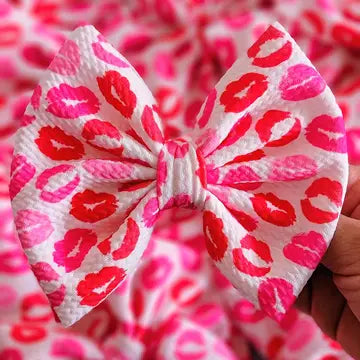 Dainty Delights Creations Savannah Bows - Valentines (9192377745716)