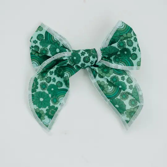 Golden Dot Lane- Pinch Proof Green Floral and Rainbows St Patricks Day Serged (8084873806132)